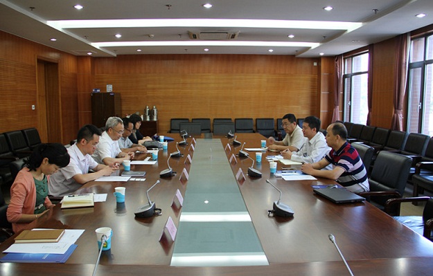 Recently, the company's deputy general manager Tao Yunfeng and his entourage conducted a cooperation and exchange meeting with Wang Dujin, the director of the Beijing Institute of Chemistry and the Institute of Chemistry of the Chinese Academy of Sciences, Zhang Jianwei, the director of foreign cooperation and exchanges, and Meng, the director of the scholarship program. The project's core patent planning and the "Chemical Institute-Tuoli" scholarship supplement agreement and other matters, and signed a cooperation agreement on the cooperation project.